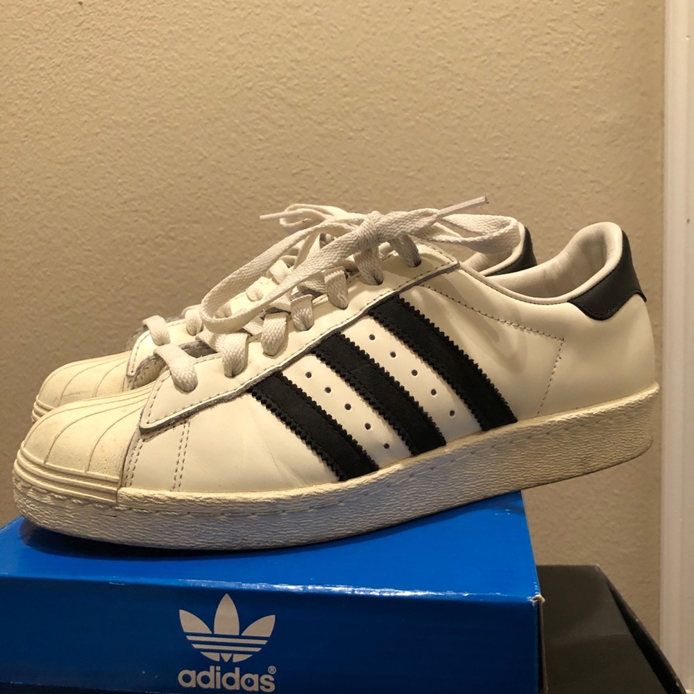 Adidas Superstar 80’s DLX size 7.5 US Mens